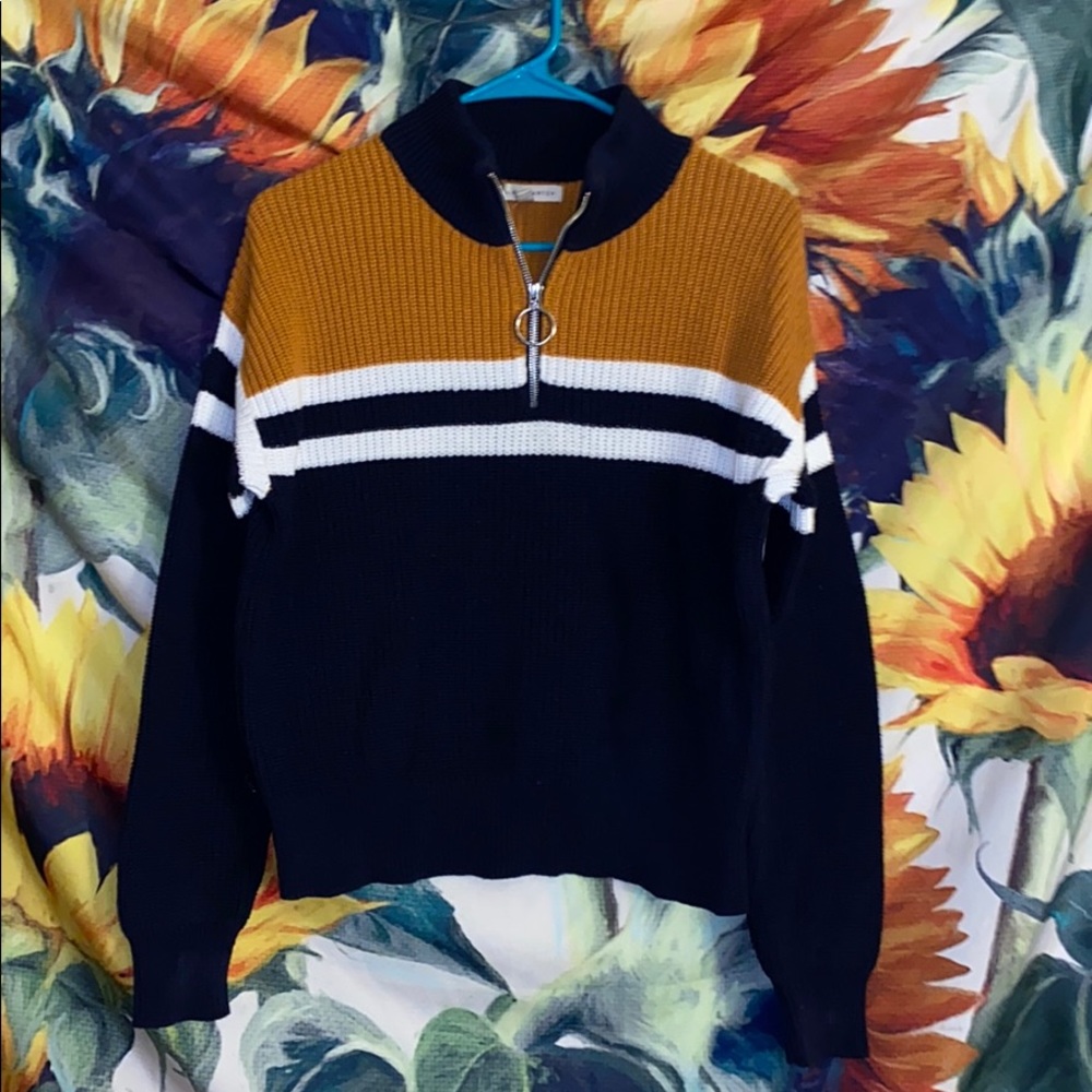 Knit pullover